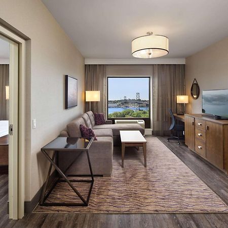 Hotel Doubletree By Hilton Halifax Dartmouth Extérieur photo