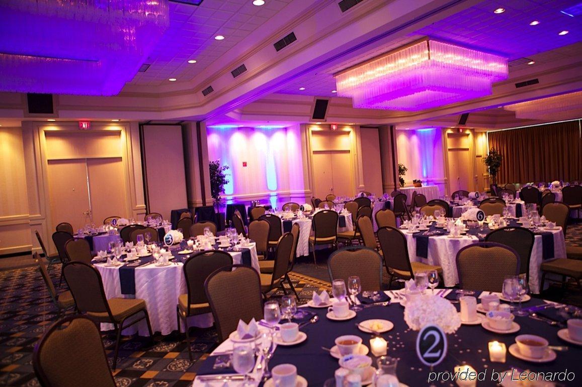 Hotel Doubletree By Hilton Halifax Dartmouth Restaurant photo