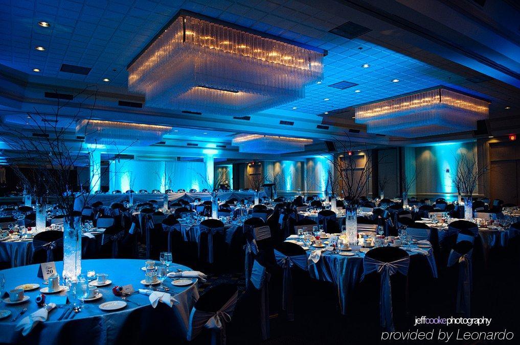 Hotel Doubletree By Hilton Halifax Dartmouth Restaurant photo